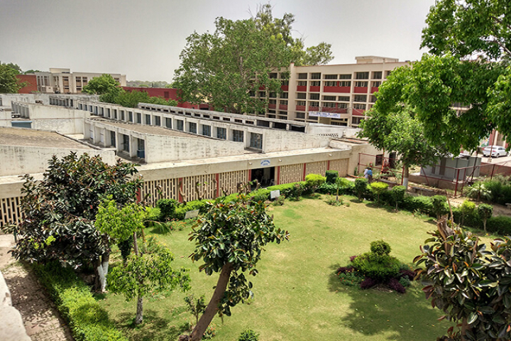 https://cache.careers360.mobi/media/colleges/social-media/media-gallery/24126/2019/11/26/Campus View of Government Polytechnic Jhajjar_Campus-View.png